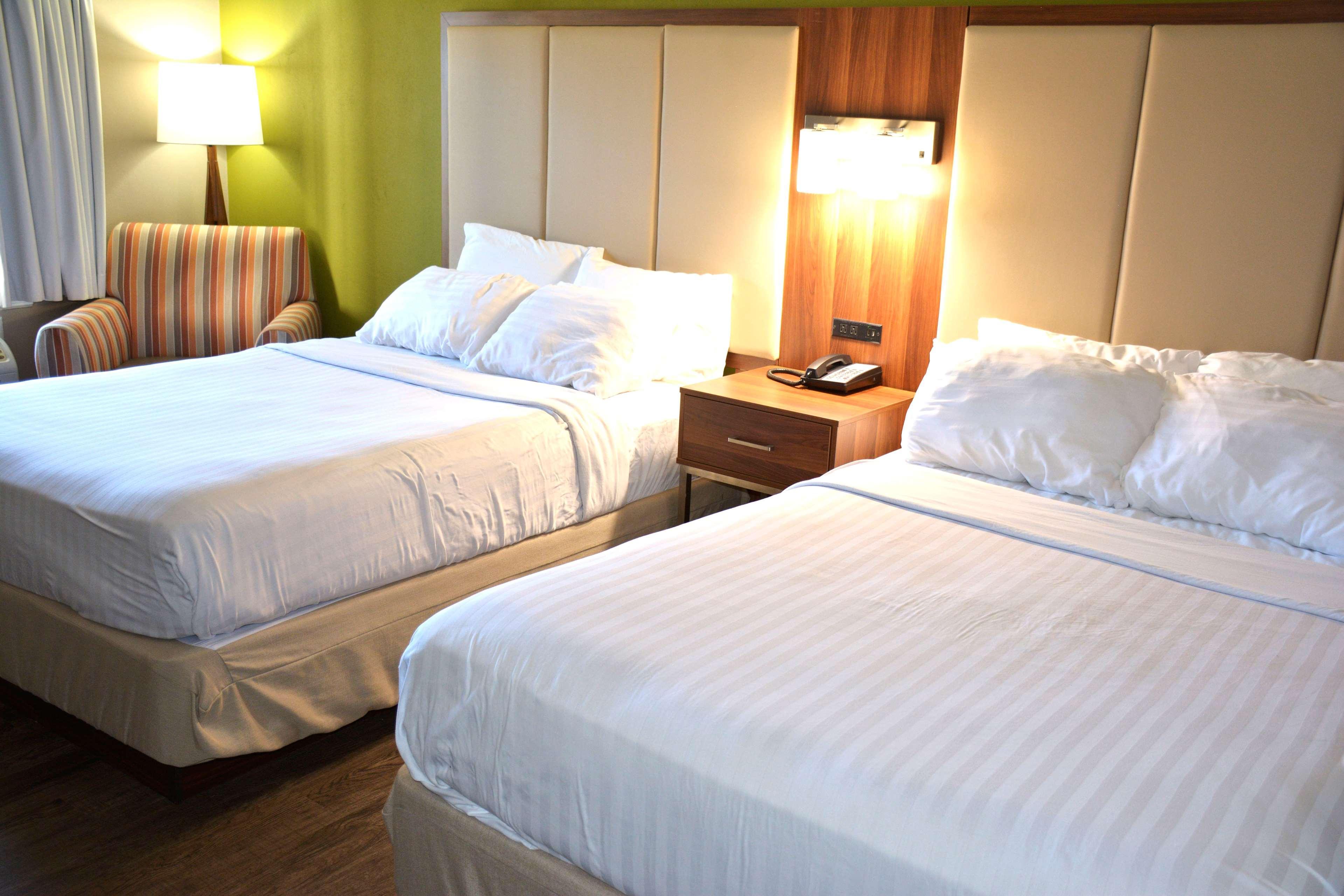 Best Western Plus Atrium Inn Schertz Exterior photo