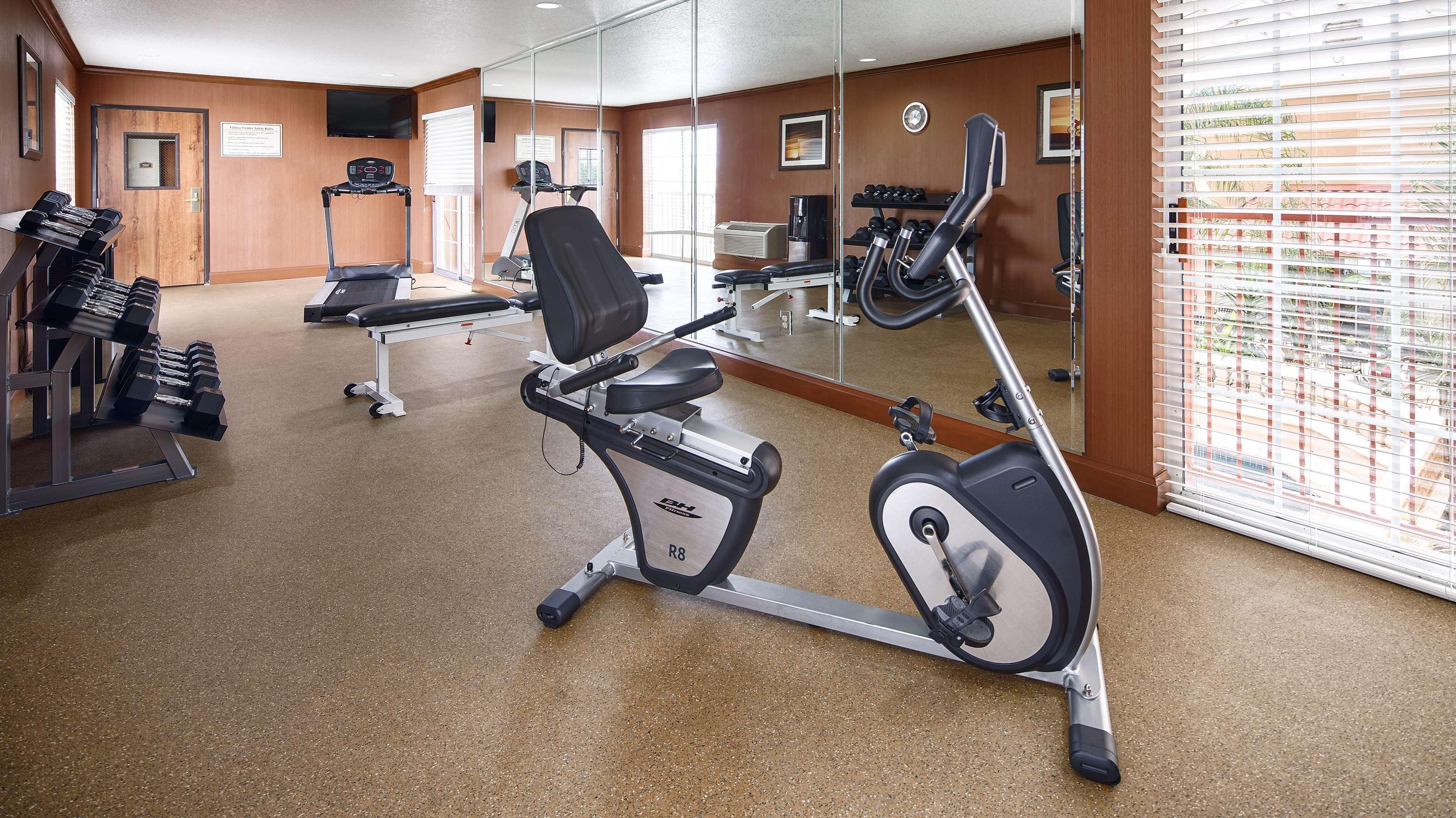 Best Western Plus Atrium Inn Schertz Exterior photo